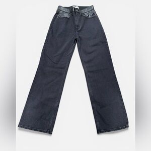 NWOT Abercrombie & Fitch The 90’s Relaxed Jean High Rise Curve Love Faux Leather